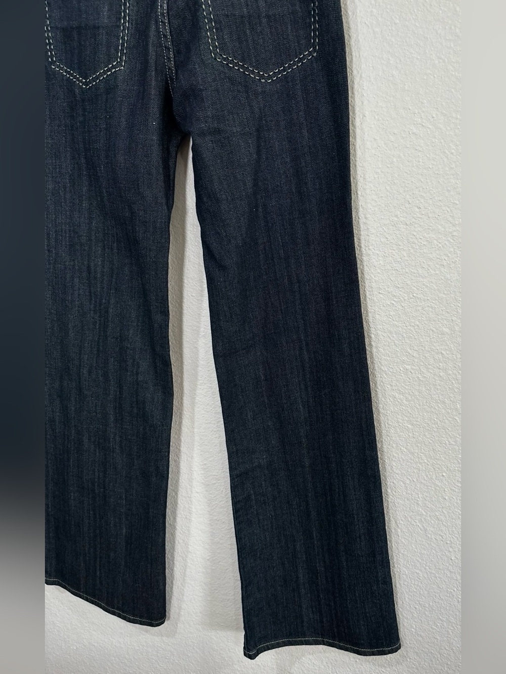 NWT BCBGMaxAzria Dark Blue Wide-Leg Jeans size 25 - Picture 2 of 6